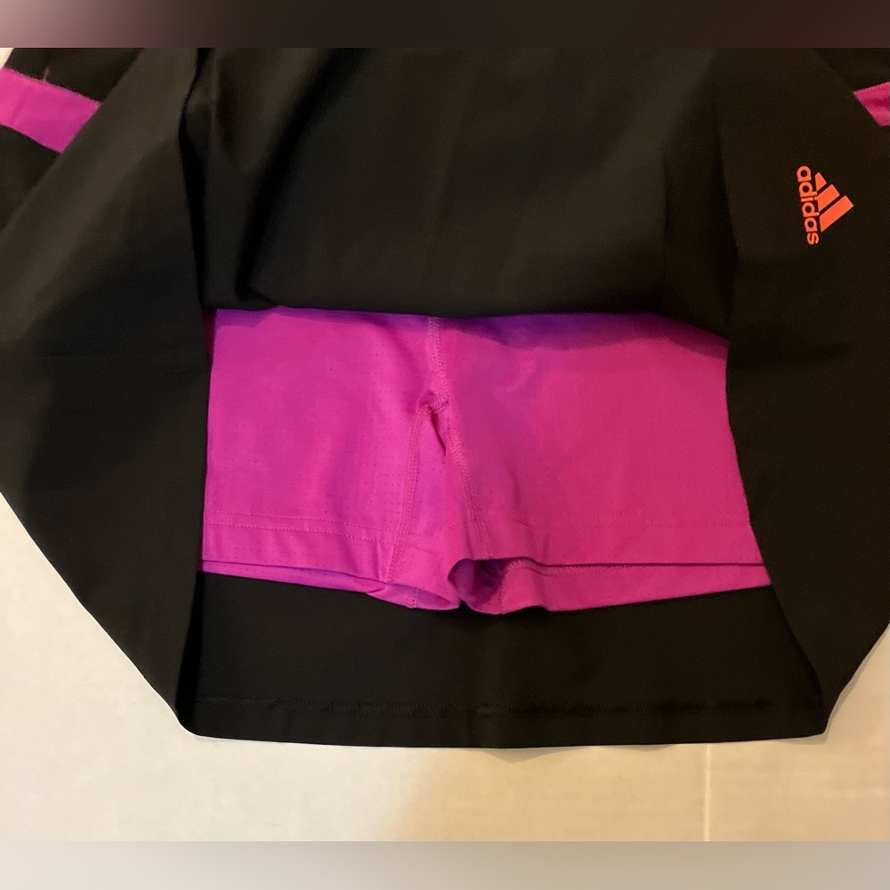 Adidas Black & Vivid Pink Performance Climalite Skort-Medium NWT - Picture 3 of 9